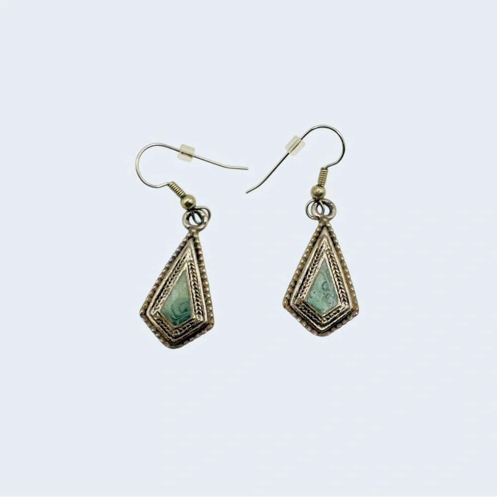 Vintage Boho Teardrop Earrings Silver Tone Green Stone Dangle